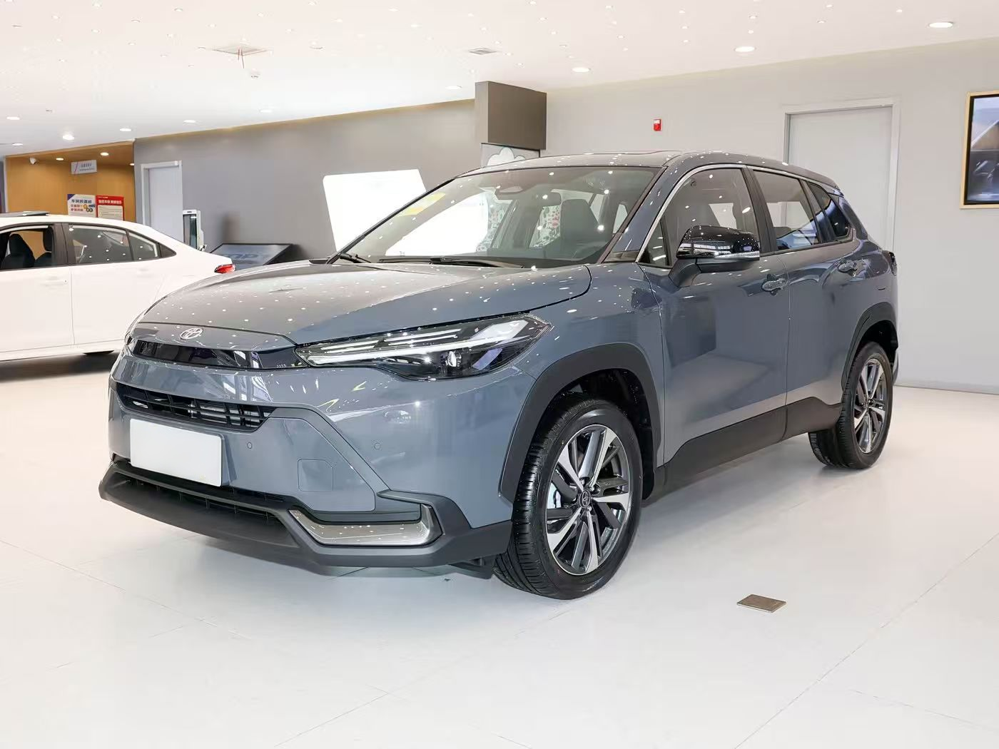 15(1) 2026 Toyota Fenglonda 2.0L Smart Electric Hybrid Leading Edition - 图片 1