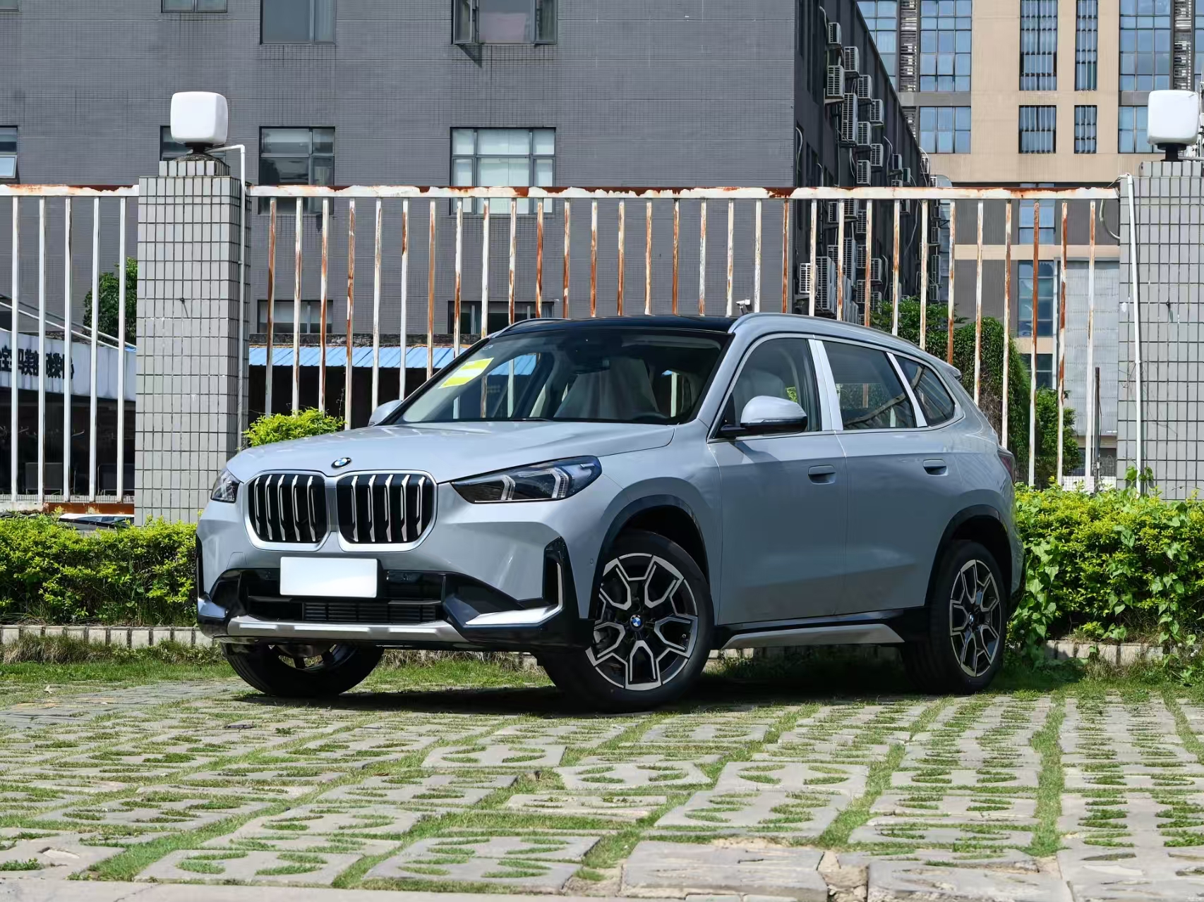 44(1) BMW X1 2026 sDrive25Li X Design Package - 图片 1