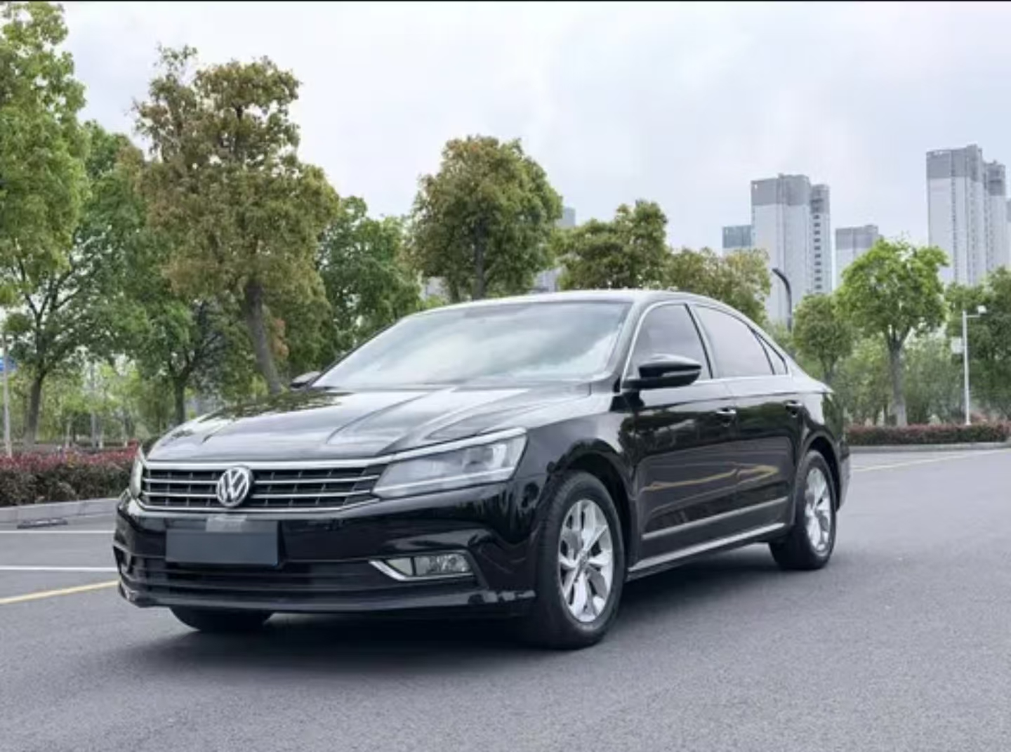 大众帕萨特2017款 300TSI DSG (1) 2017 Volkswagen Passat 300TSI DSG - 图片 1
