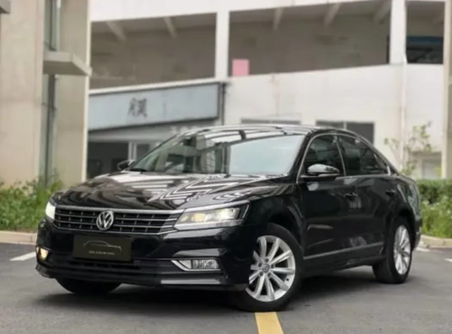 大众帕萨特2017款330TSI DSG尊荣版 2017 Volkswagen Passat 330TSI DSG Premium Edition - 图片 1