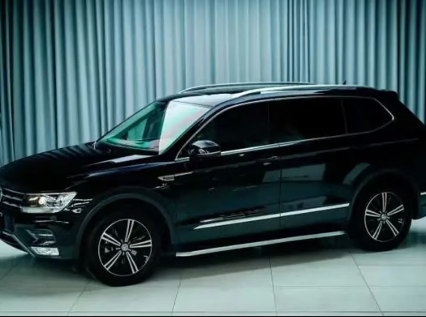 大众途观L2019款改款 330TSI自动两驱全景舒适版国VI 2019 Volkswagen Tiguan L facelift 330TSI Automatic 2WD Panoramic Comfort Edition (China VI) - 图片 1