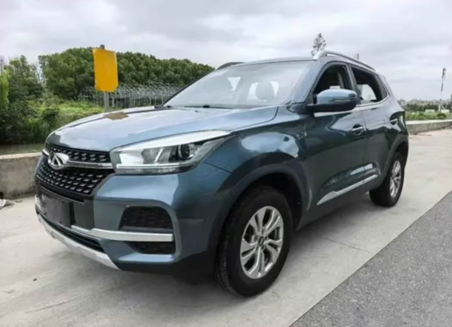 奇瑞瑞虎5x 2019款 HERO 1.5L手动时尚版 Chery Tiggo 5x 2019 HERO 1.5L Manual Fashion Edition - 图片 1