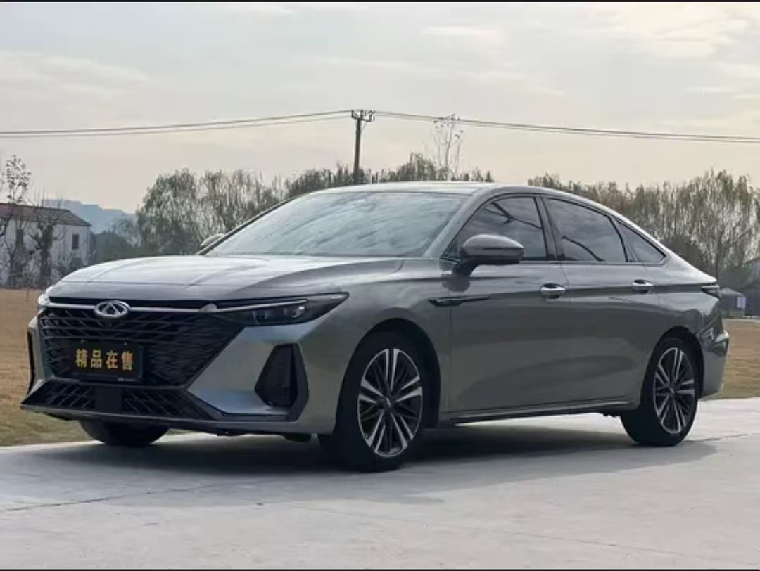 奇瑞艾瑞泽82023款1.6T DCT Chery Arrizo 8 2023 1.6T DCT - 图片 1