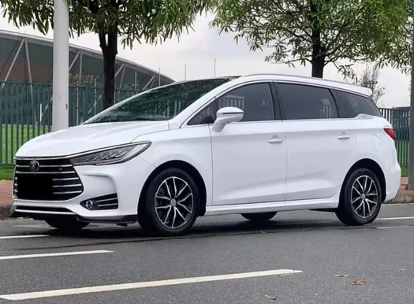 比亚迪宋MAX 2017款1.5T自动舒适型7座 BYD Song MAX 2017 1.5T Automatic Comfort 7-Seater - 图片 1