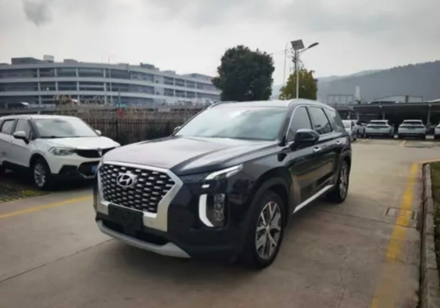 现代帕里斯帝2021款3.5L自动四驱GLS 2021 Hyundai Palisade 3.5L Automatic AWD GLS - 图片 1