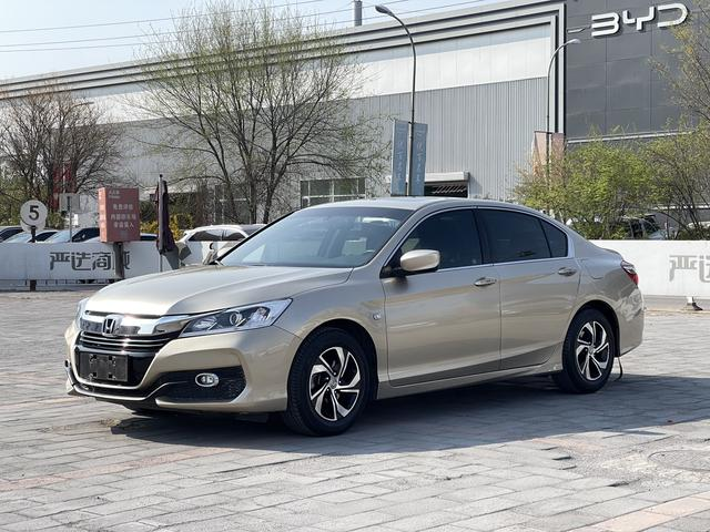 雅阁 2016款 2.0L 精英版 Honda Accord 2016 2.0L Elite Edition - 图片 1