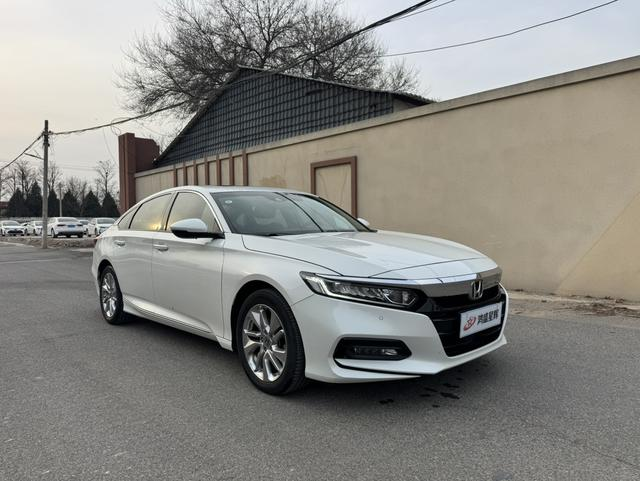 雅阁 2018款 260TURBO 豪华版 国VI Honda Accord 2018 260TURBO Luxury Edition National VI - 图片 1